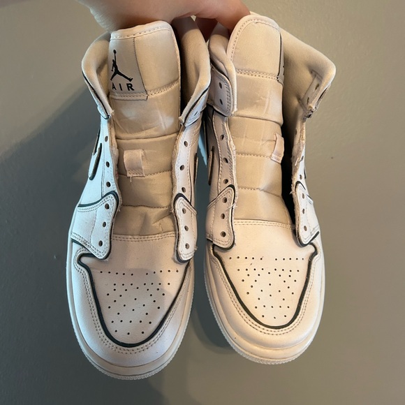 White reflective iridescent nike air jordan mid - Picture 4 of 5